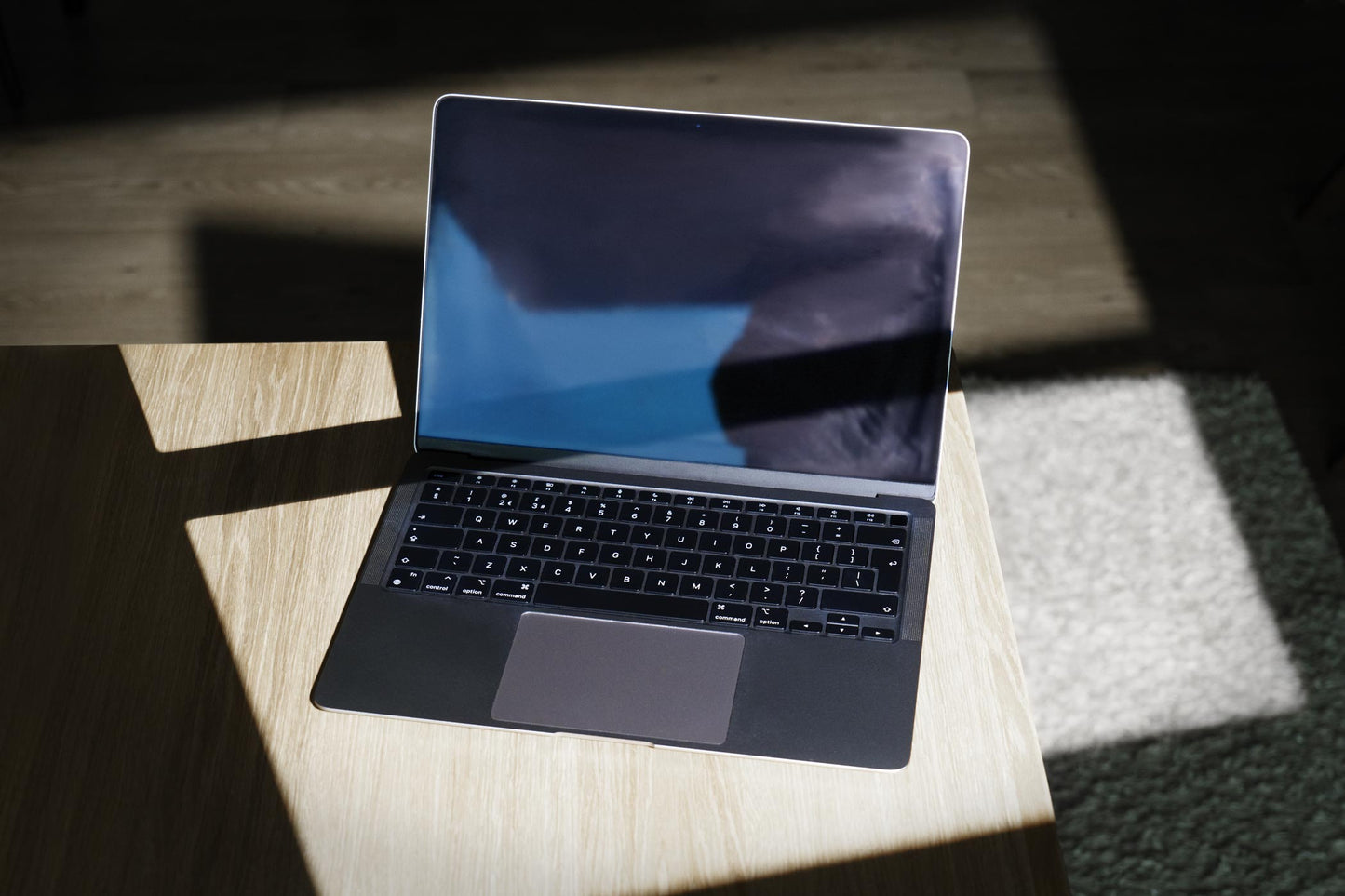 Do Sol MacBook 01 Photo Mockup
