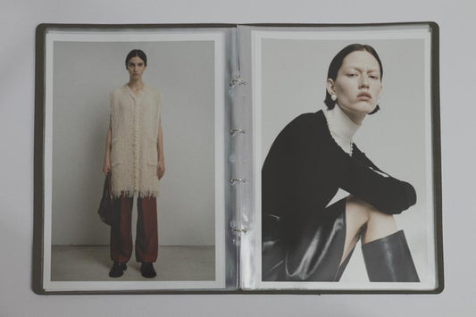 Paper 01 Ring Binder 01 Photo Mockup