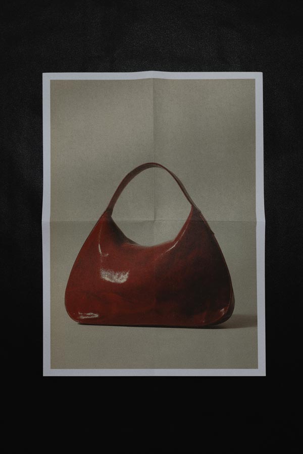 Paper 01 Poster 01 Photo Mockup