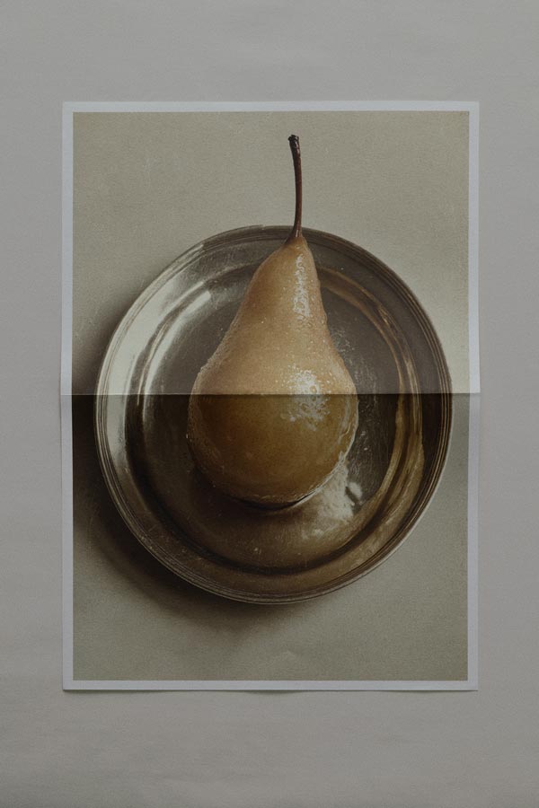 Paper 01 Poster 02 Photo Mockup