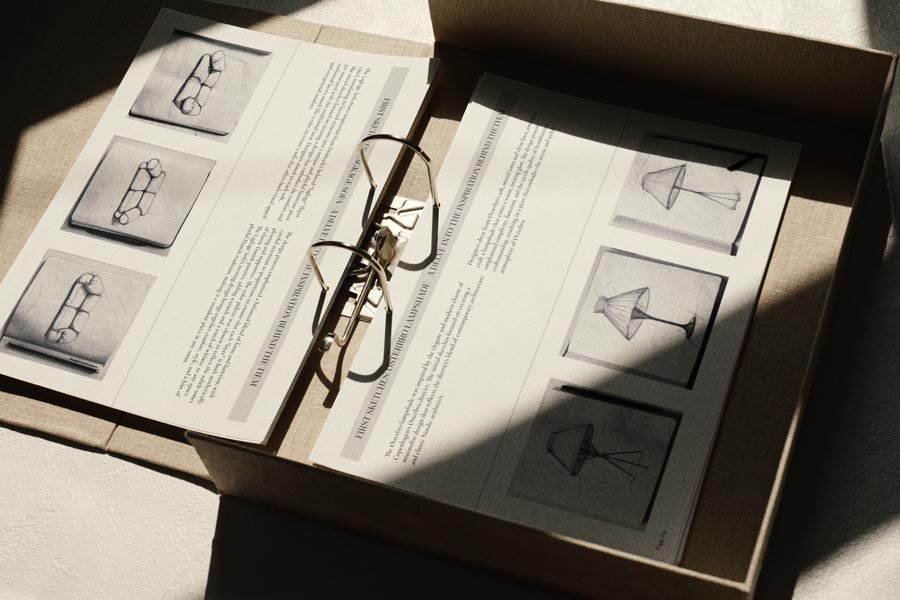 Clamshell Box 01 Photo Mockup