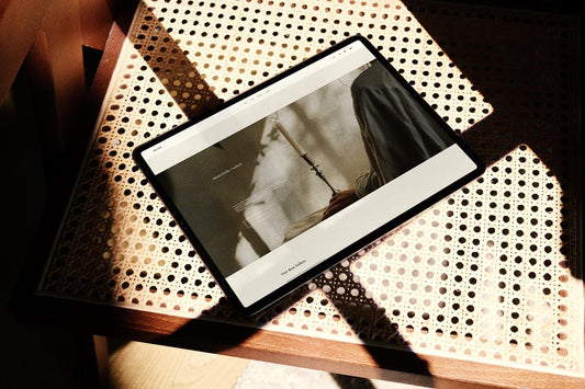 Do Sol iPad 01 Photo Mockup