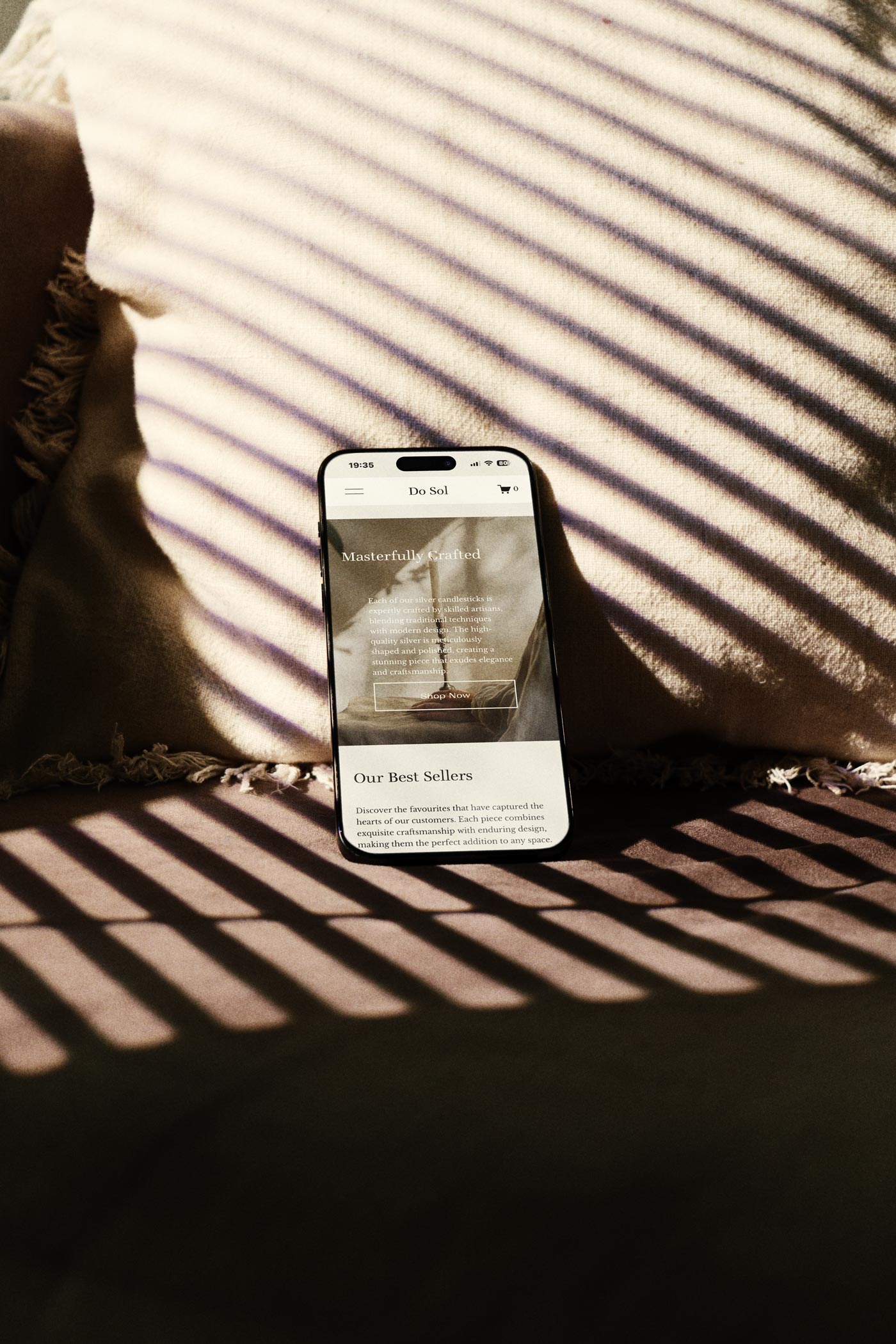 Do Sol iPhone 03 Photo Mockup