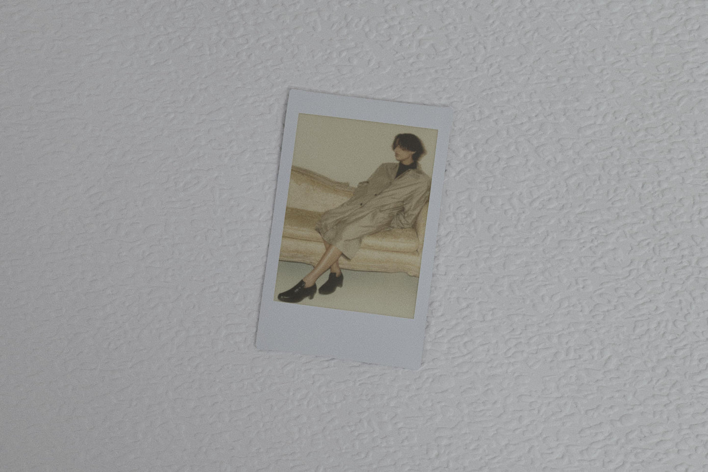 Paper 01 Polaroid 04 Photo Mockup